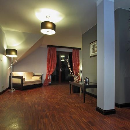 Maranello Villa Otwock Ngoại thất bức ảnh